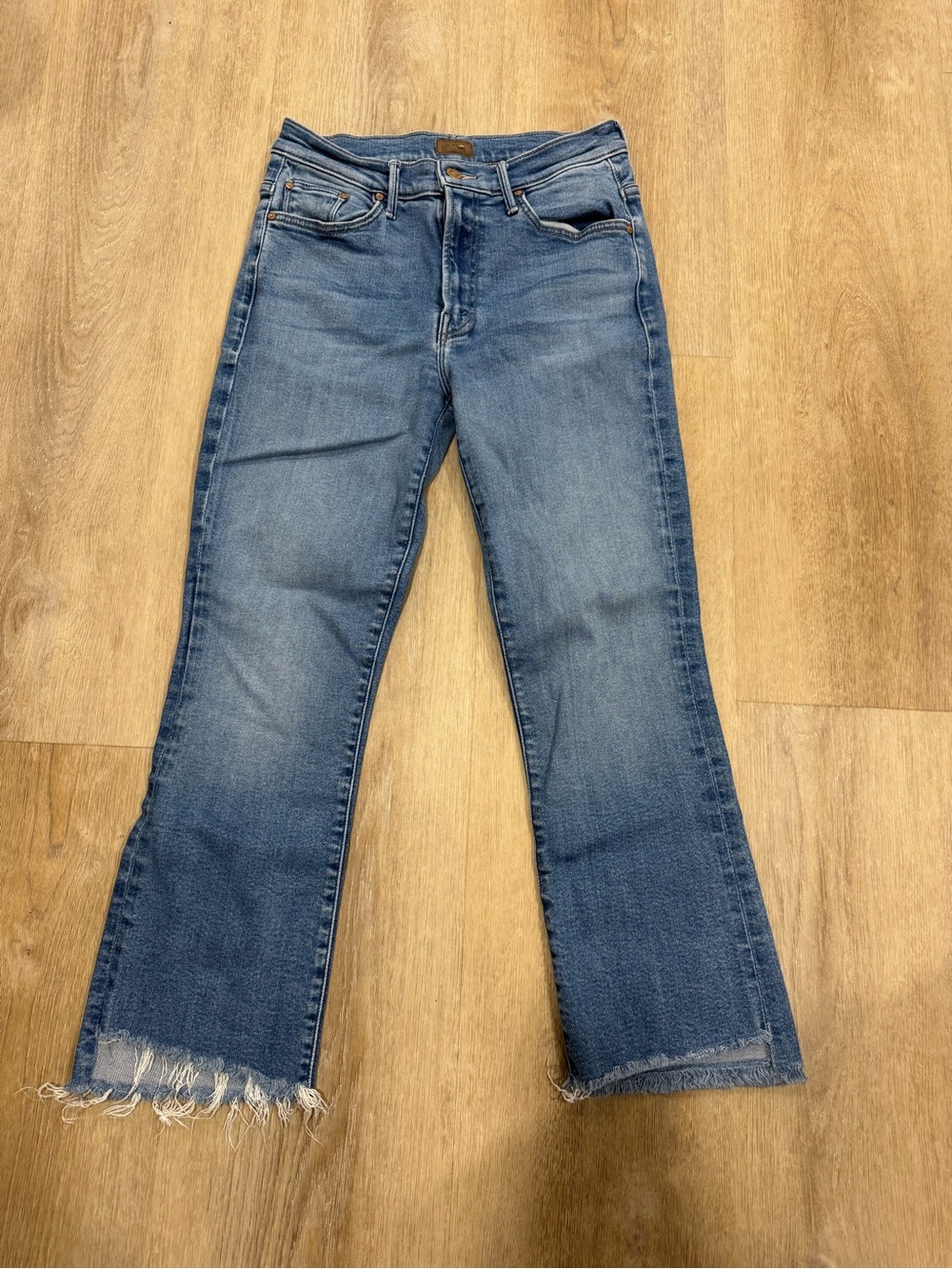 MOTHER The Insider Crop Step Fray Jeans